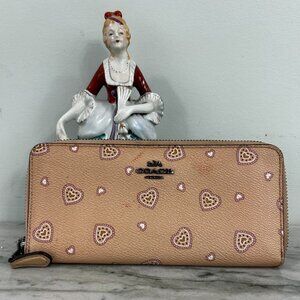 Coach Western Heart Zip Wallet
